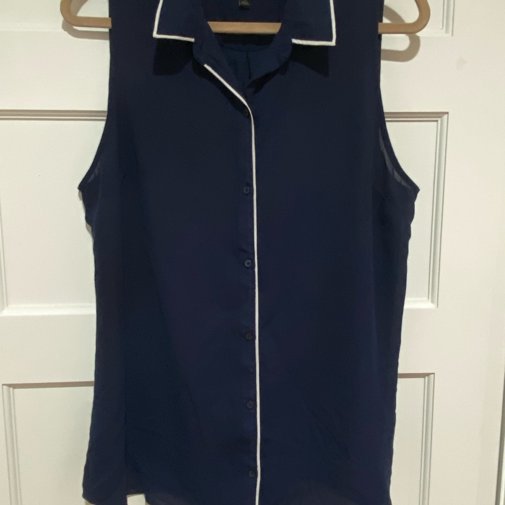 Women's Navy Sleeveless Top